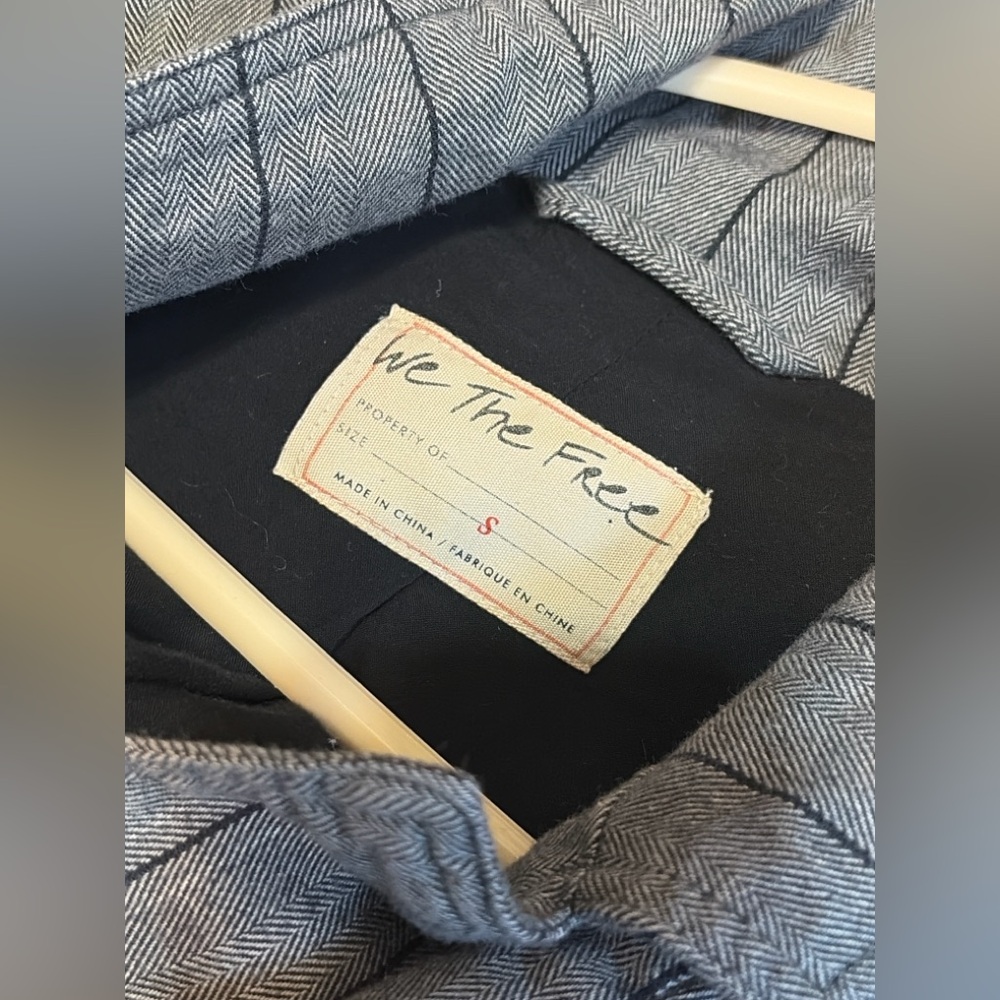 We The Free Beckett Boyfriend Blazer Gray Pinstripe | Size Small - Picture 5 of 6